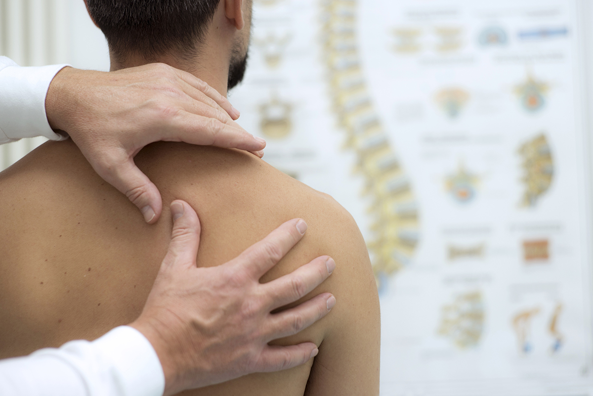 How To Give A Shoulder Massage? - Blog